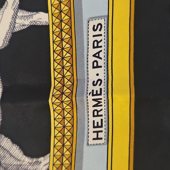Hermès Paris Silk Scarf with Equestrian Design - Picture 5 of 8